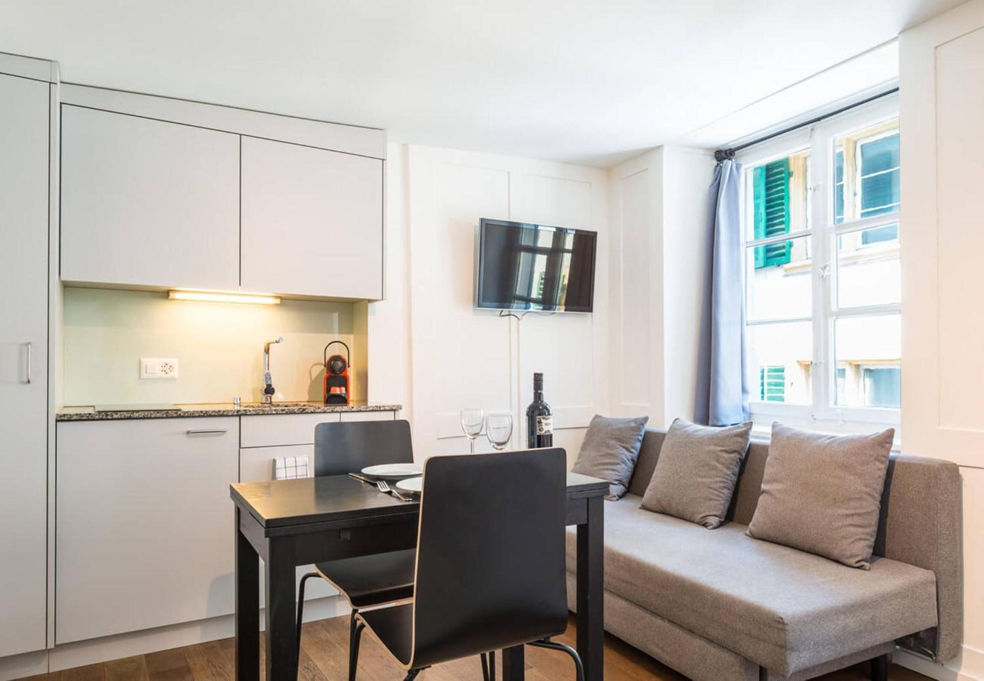 Hitrental Schmidgasse - Apartments Zürich Eksteriør billede