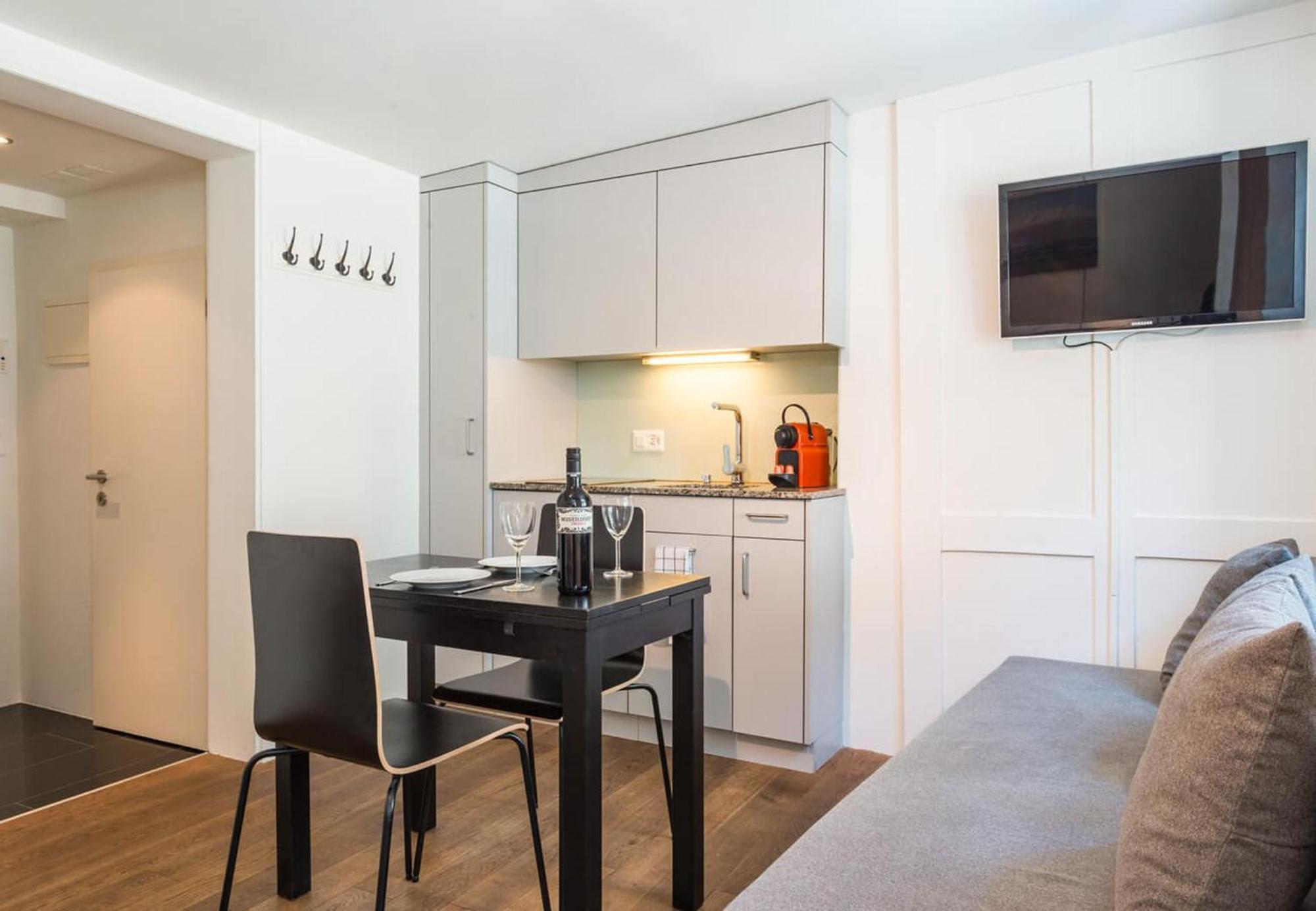 Hitrental Schmidgasse - Apartments Zürich Eksteriør billede
