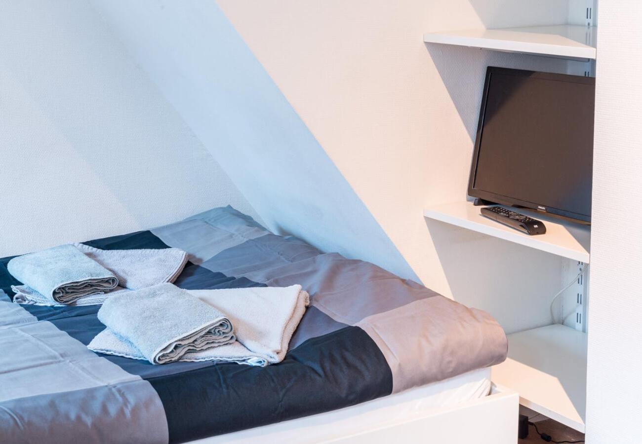 Hitrental Schmidgasse - Apartments Zürich Eksteriør billede