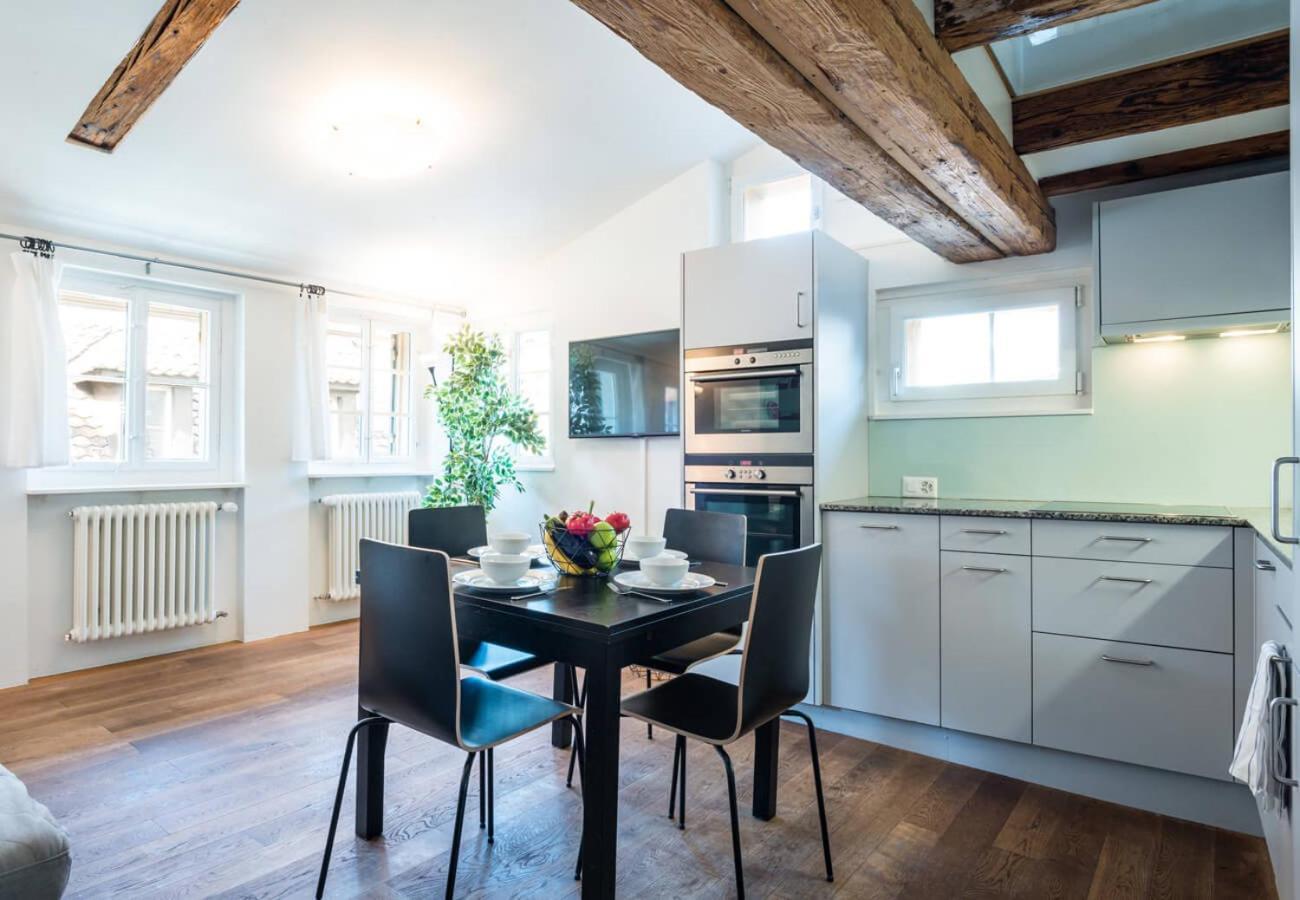 Hitrental Schmidgasse - Apartments Zürich Eksteriør billede