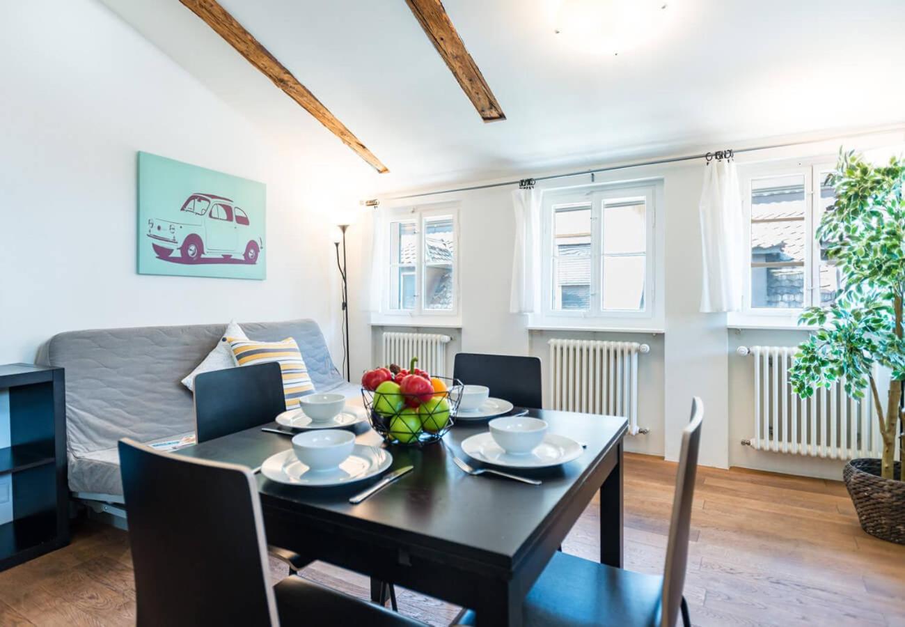 Hitrental Schmidgasse - Apartments Zürich Eksteriør billede